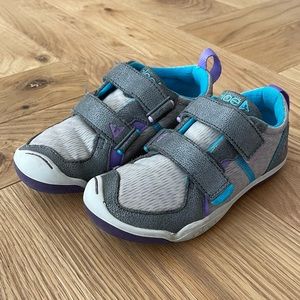 Plae Ty Nylon Gray Teal Purple double velcro strap sneakers